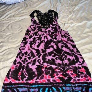 Cute back, flowy